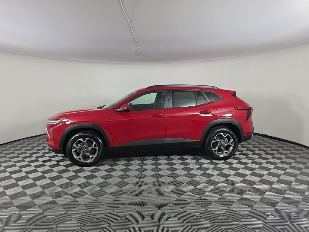 New 2026 Chevrolet Trax LT SUV