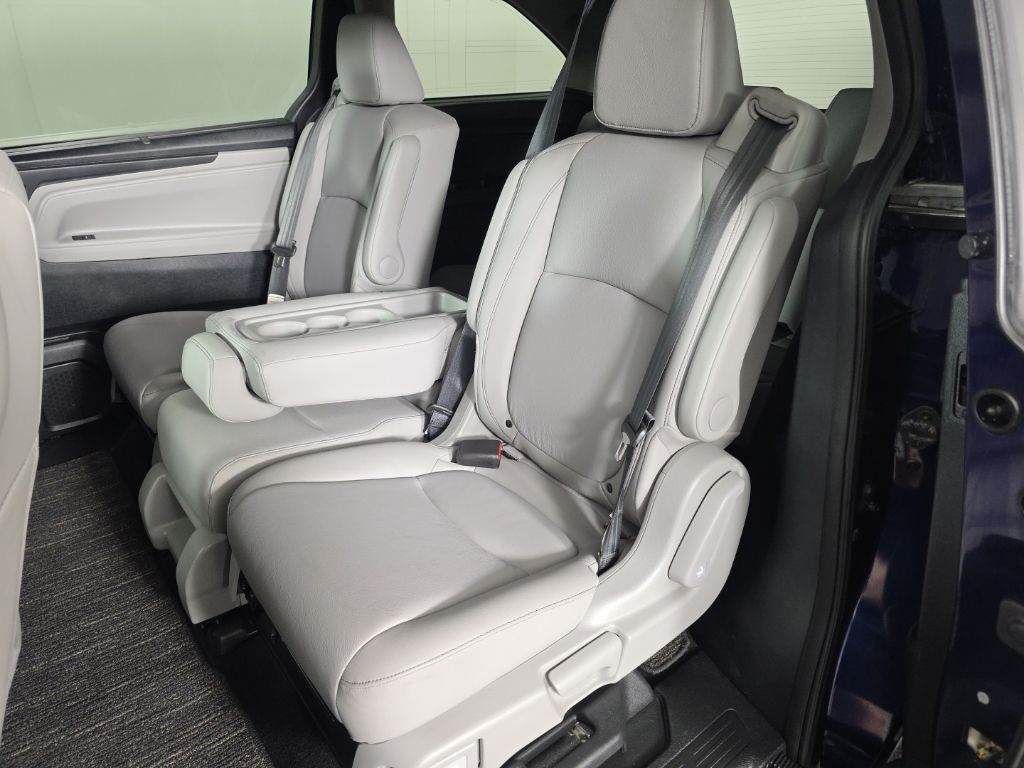 2023 Honda Odyssey EX-L - Photo 28