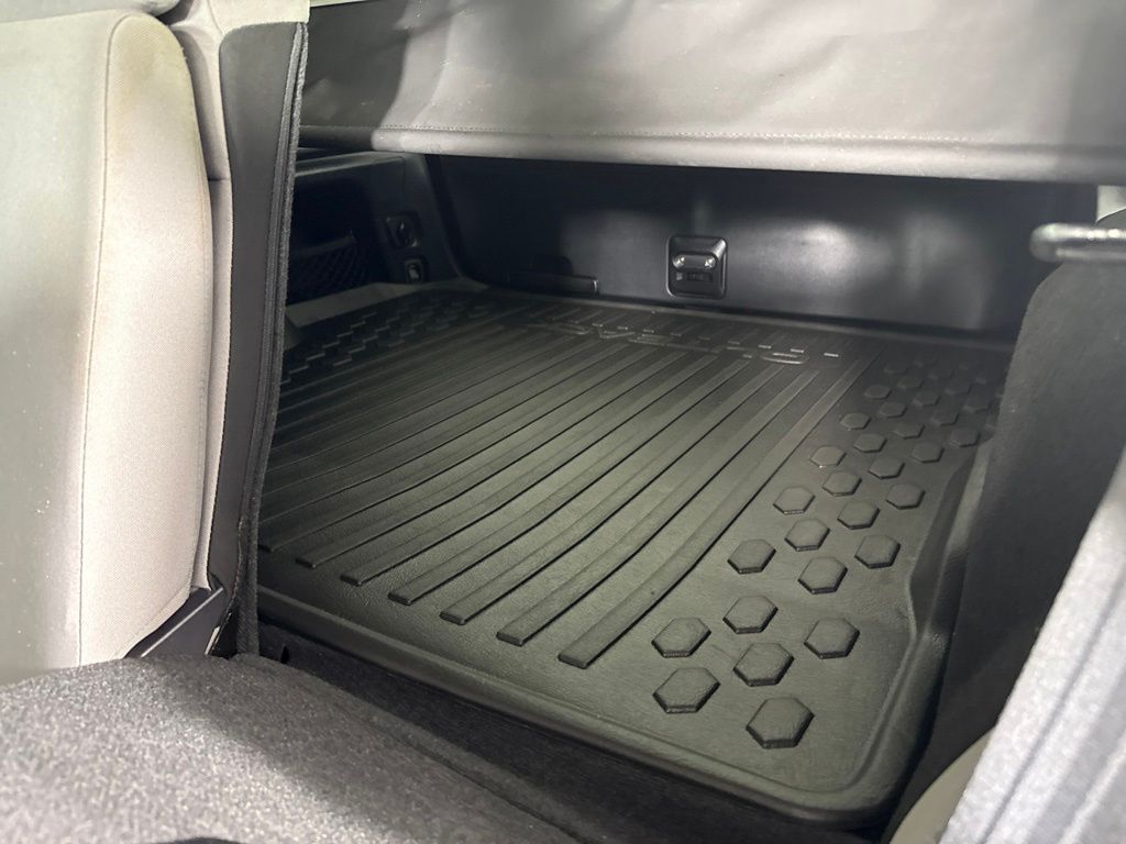 2023 Subaru Outback Premium - Photo 28