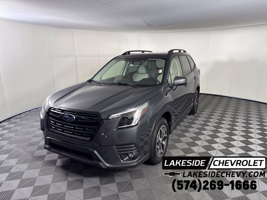 Used 2024 Subaru Forester Premium SUV