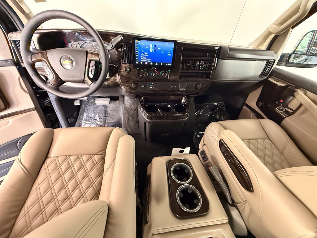 2026 Chevrolet Express Cargo Work Van - Photo 19