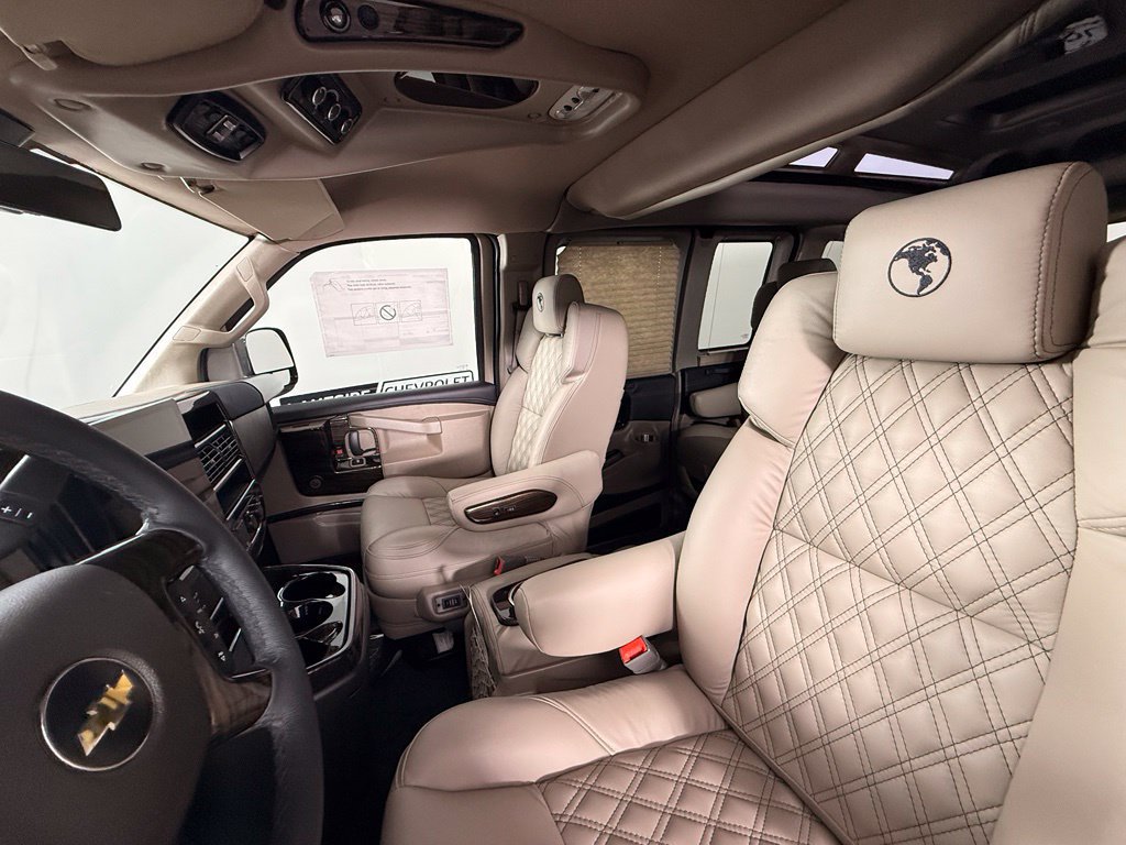 2026 Chevrolet Express Cargo Work Van - Photo 46