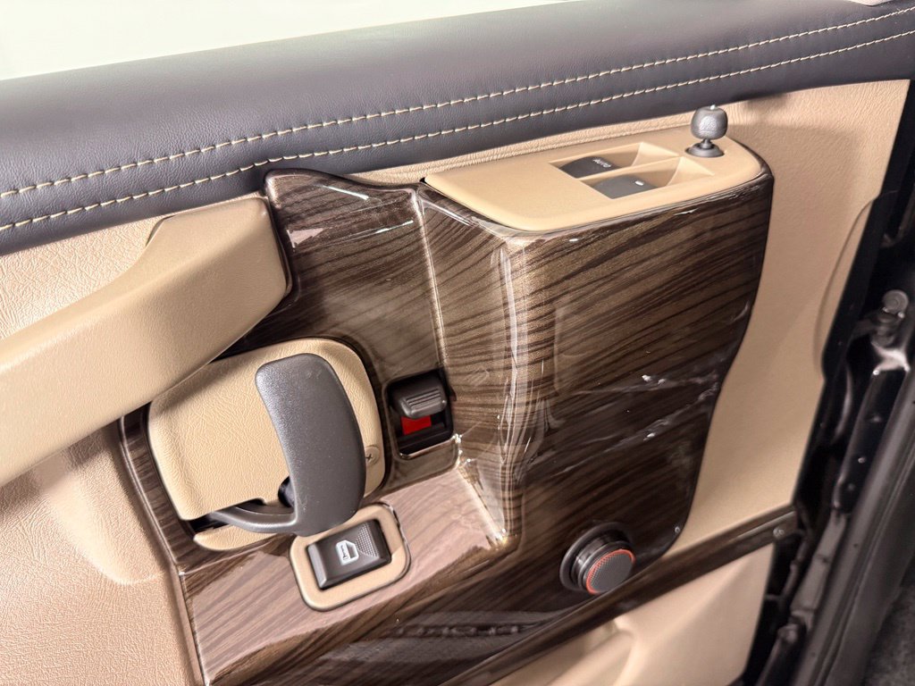 2026 Chevrolet Express Cargo Work Van - Photo 49