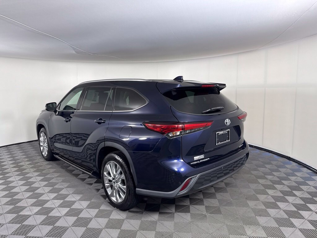 Used 2020 Toyota Highlander Limited SUV