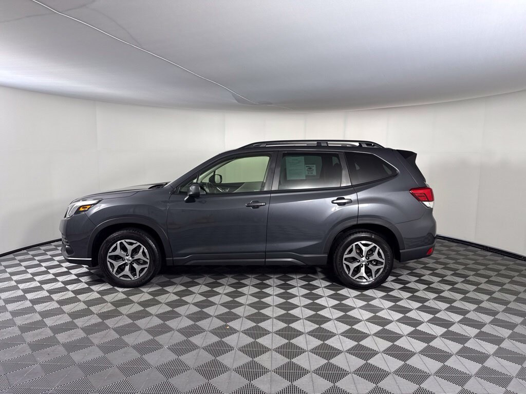 Used 2024 Subaru Forester Premium SUV