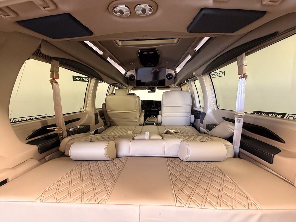 2026 Chevrolet Express Cargo Work Van - Photo 16