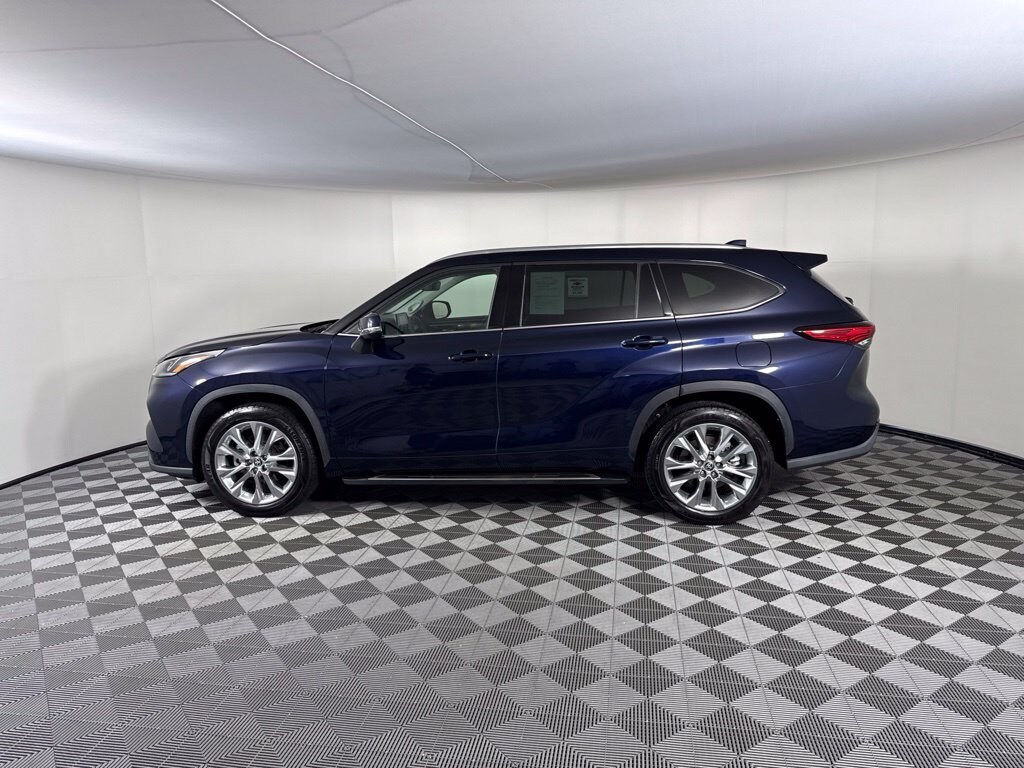 Used 2020 Toyota Highlander Limited SUV