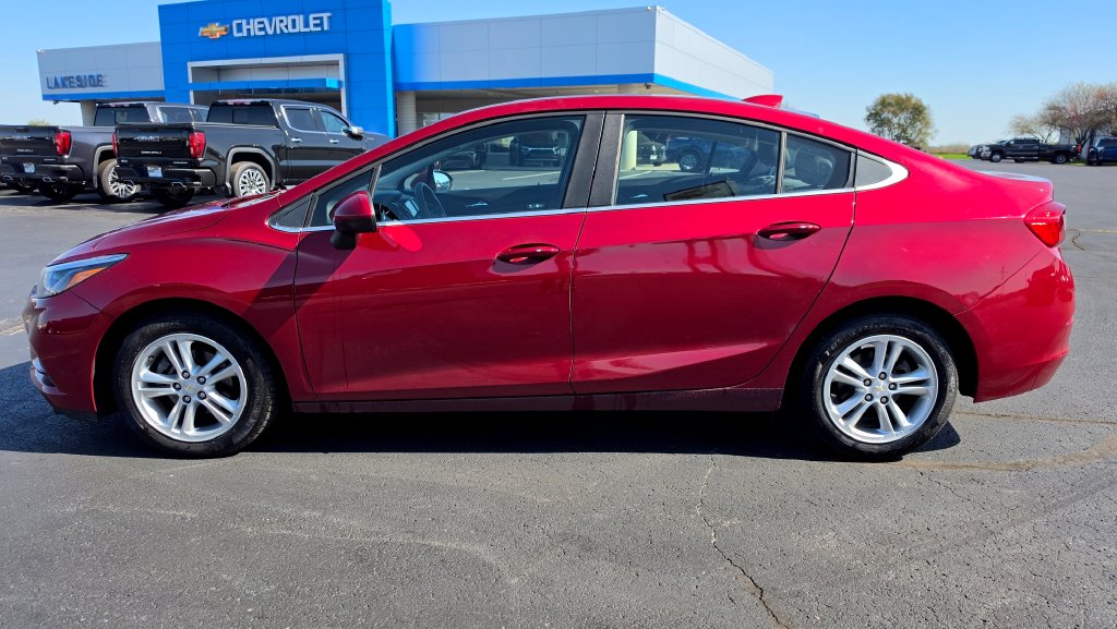 Used 2018 Chevrolet Cruze LT Sedan