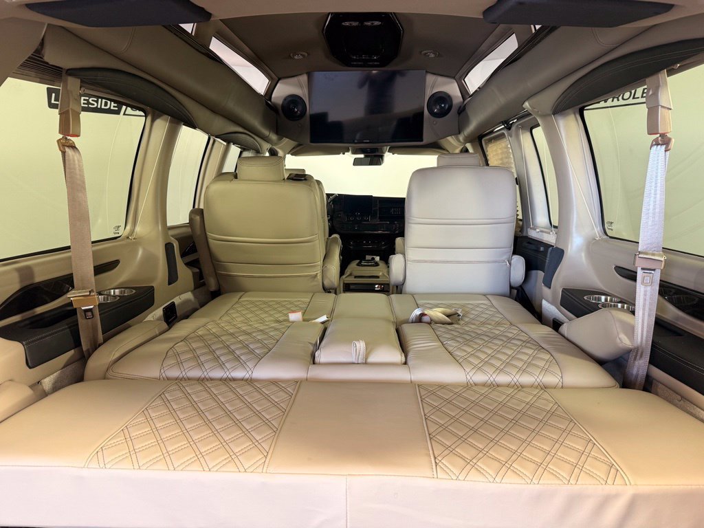 2026 Chevrolet Express Cargo Work Van - Photo 17