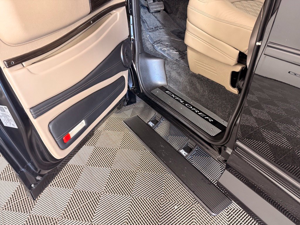 2026 Chevrolet Express Cargo Work Van - Photo 31