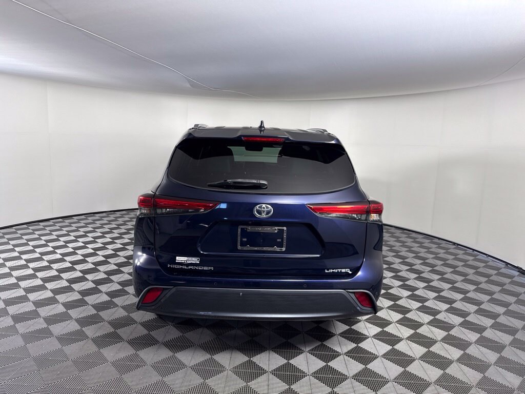 Used 2020 Toyota Highlander Limited SUV