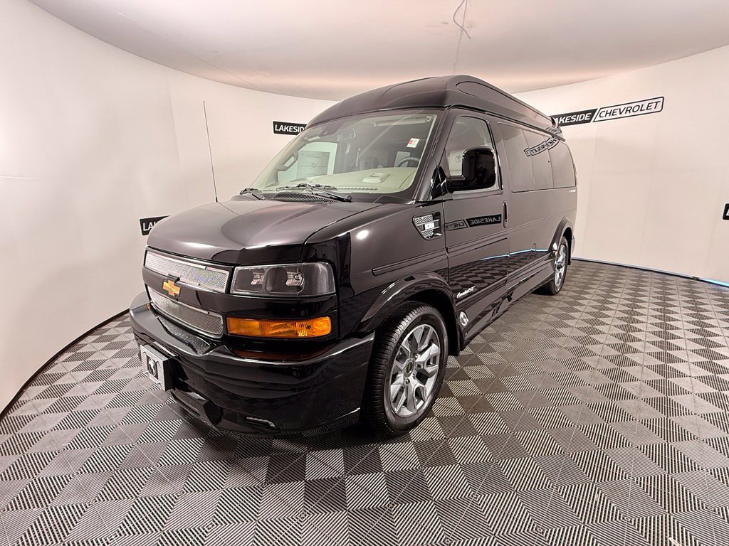 2026 Chevrolet Express Cargo Work Van - Photo 25