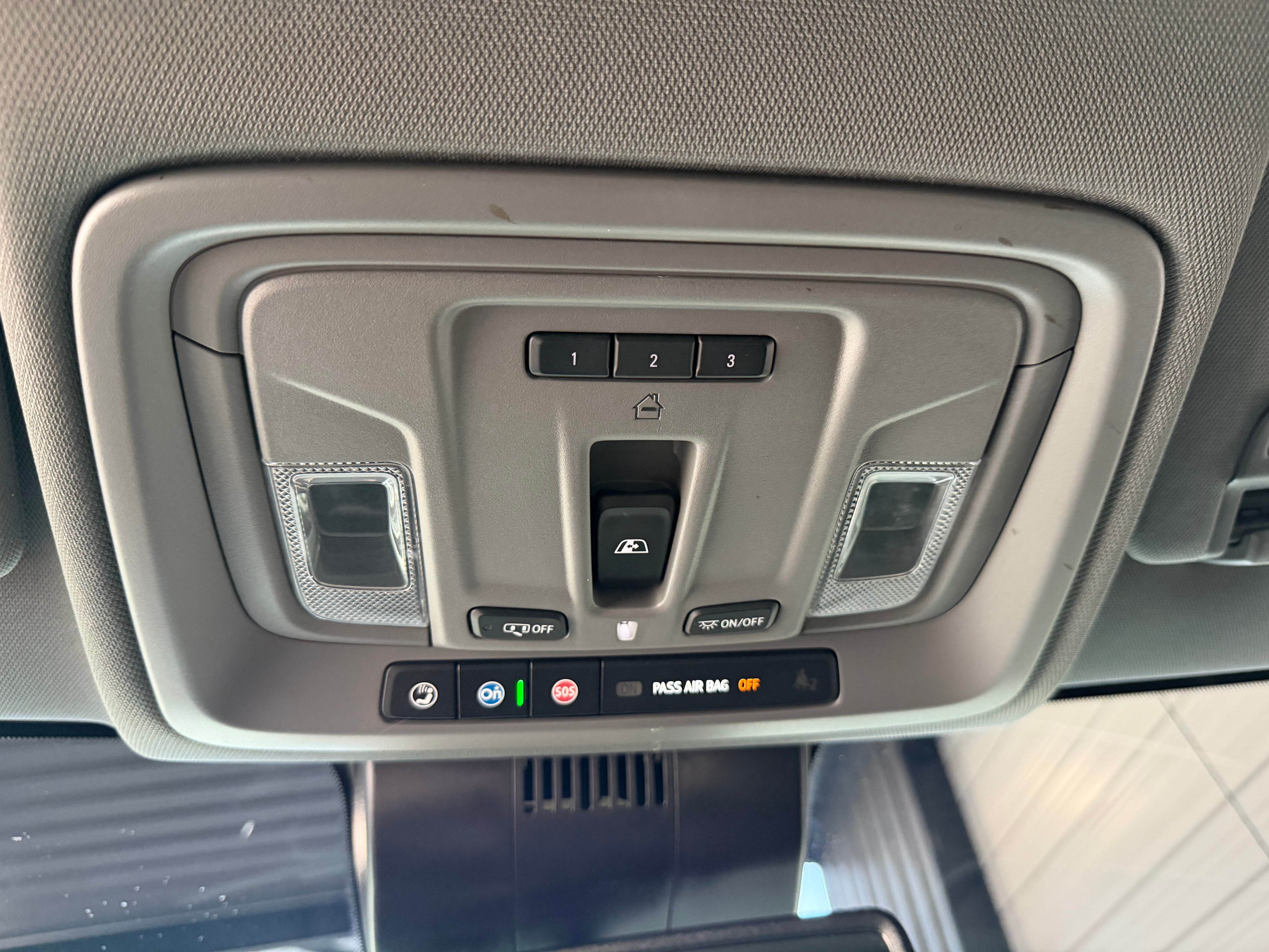 2025 Chevrolet Silverado 1500 LTZ - Photo 25