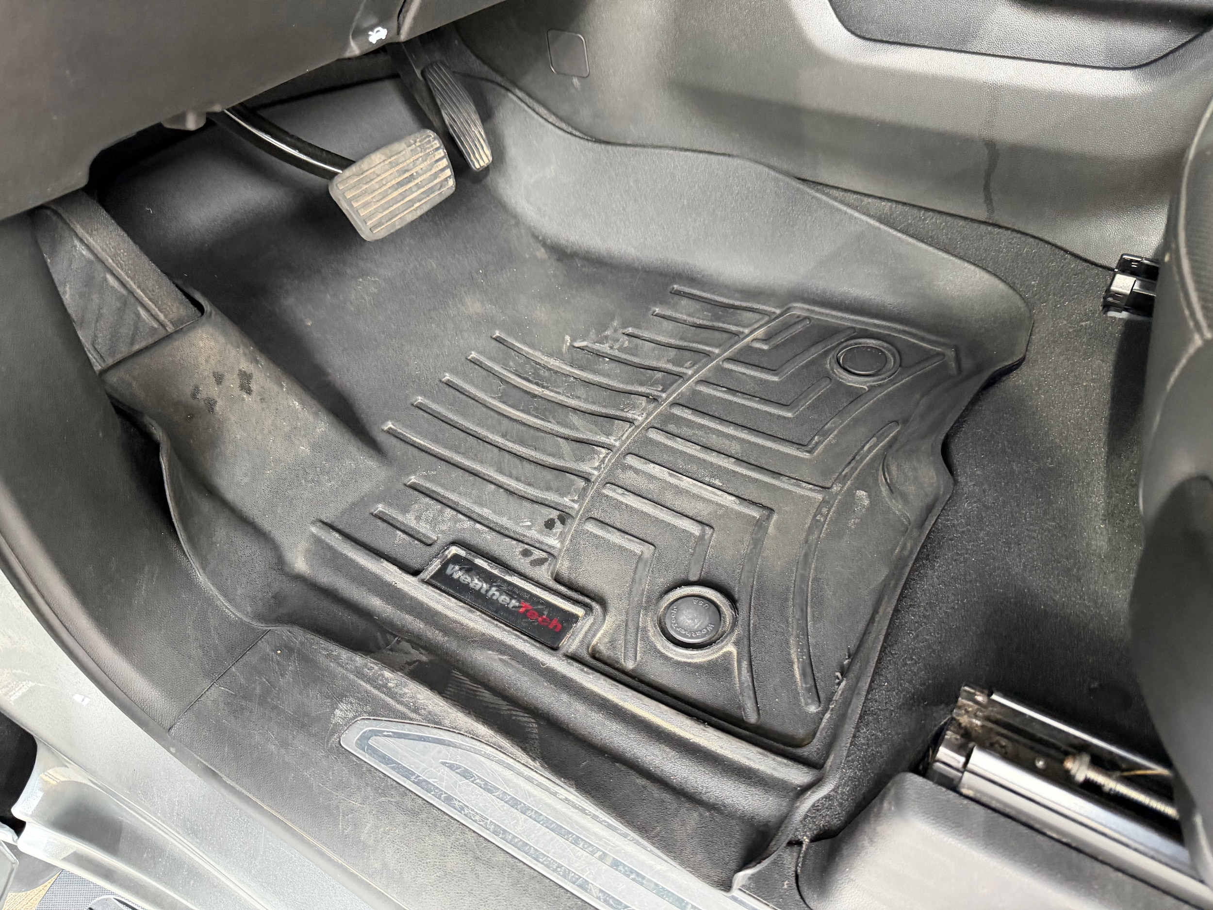 2025 Chevrolet Silverado 1500 LTZ - Photo 13