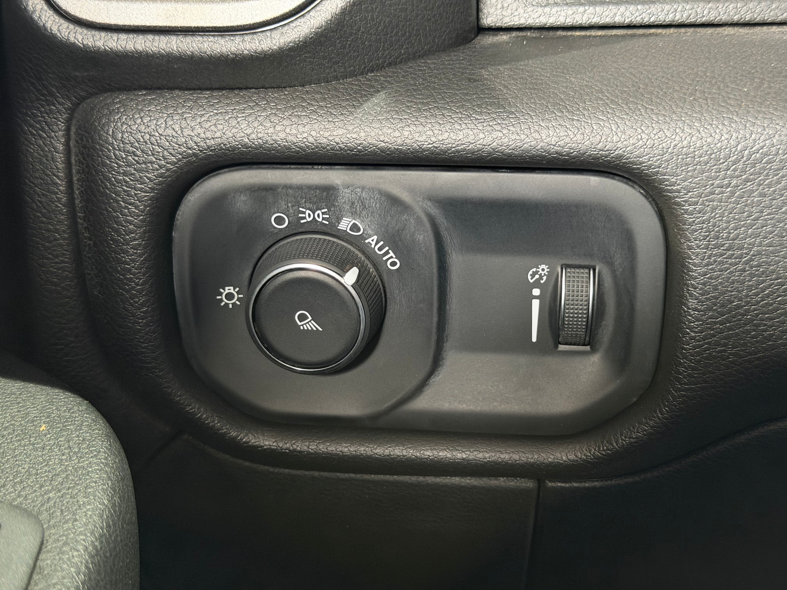 2022 RAM Ram 2500 Pickup Tradesman - Photo 14