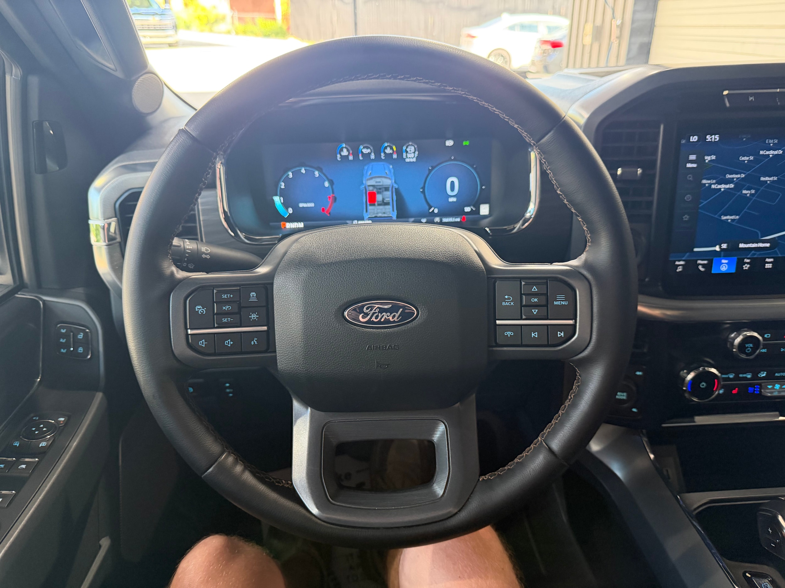 2025 Ford F-150 Lariat - Photo 15