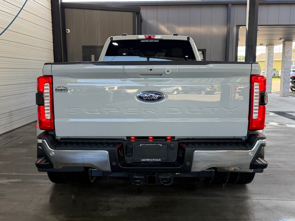 Used 2025 Ford F-350SD Lariat Truck