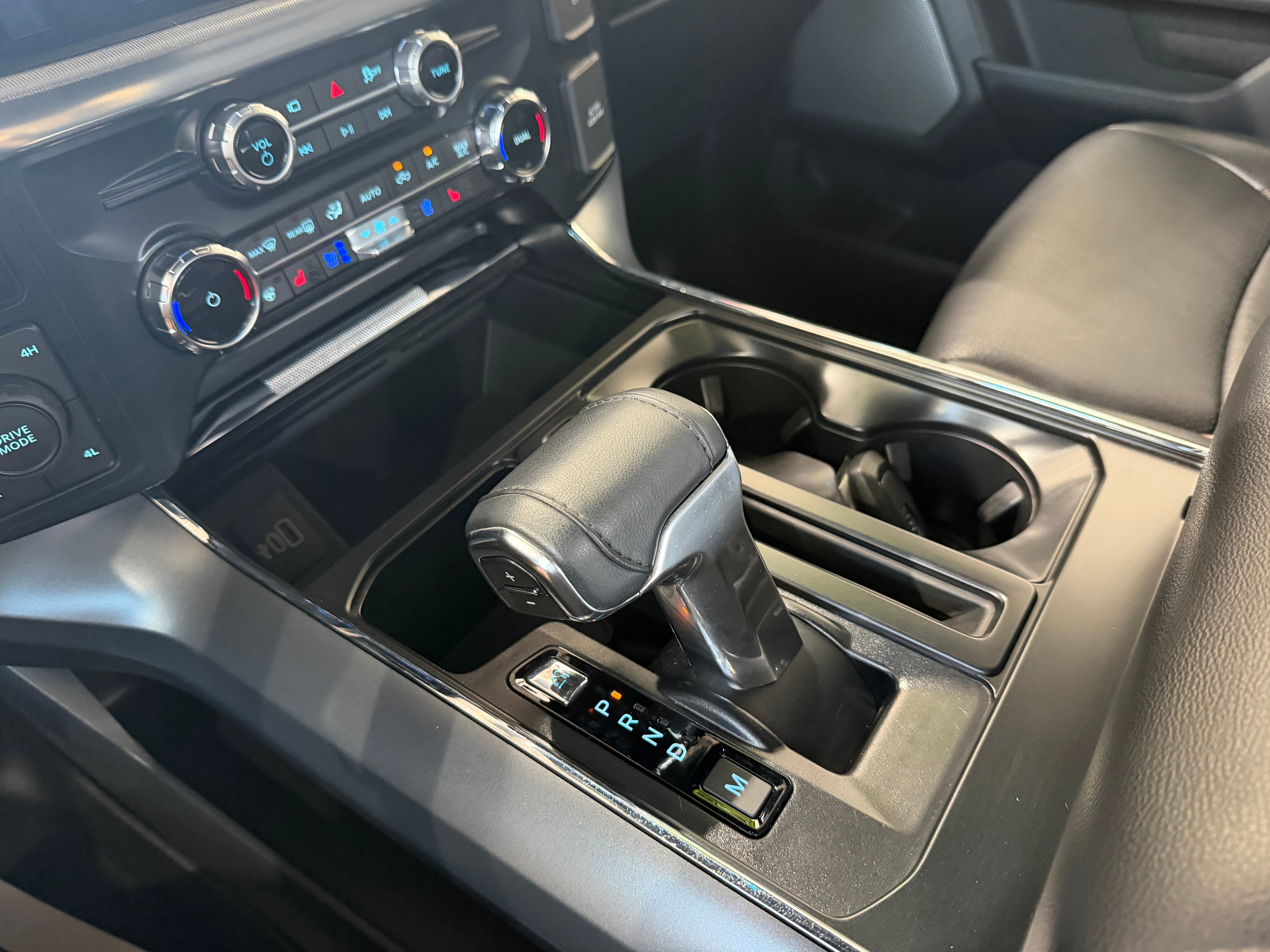 2025 Ford F-150 Lariat - Photo 22