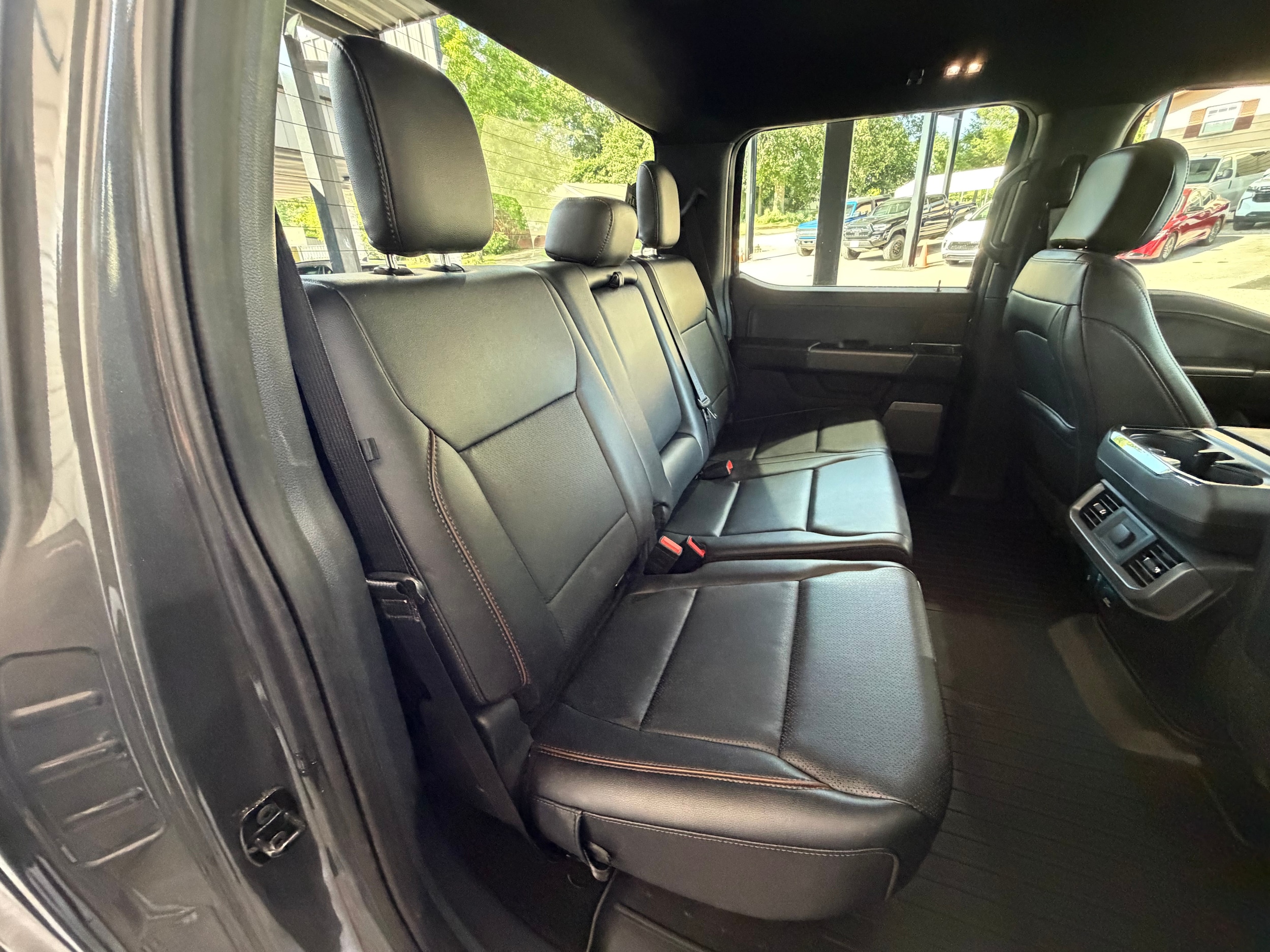 2025 Ford F-150 Lariat - Photo 26