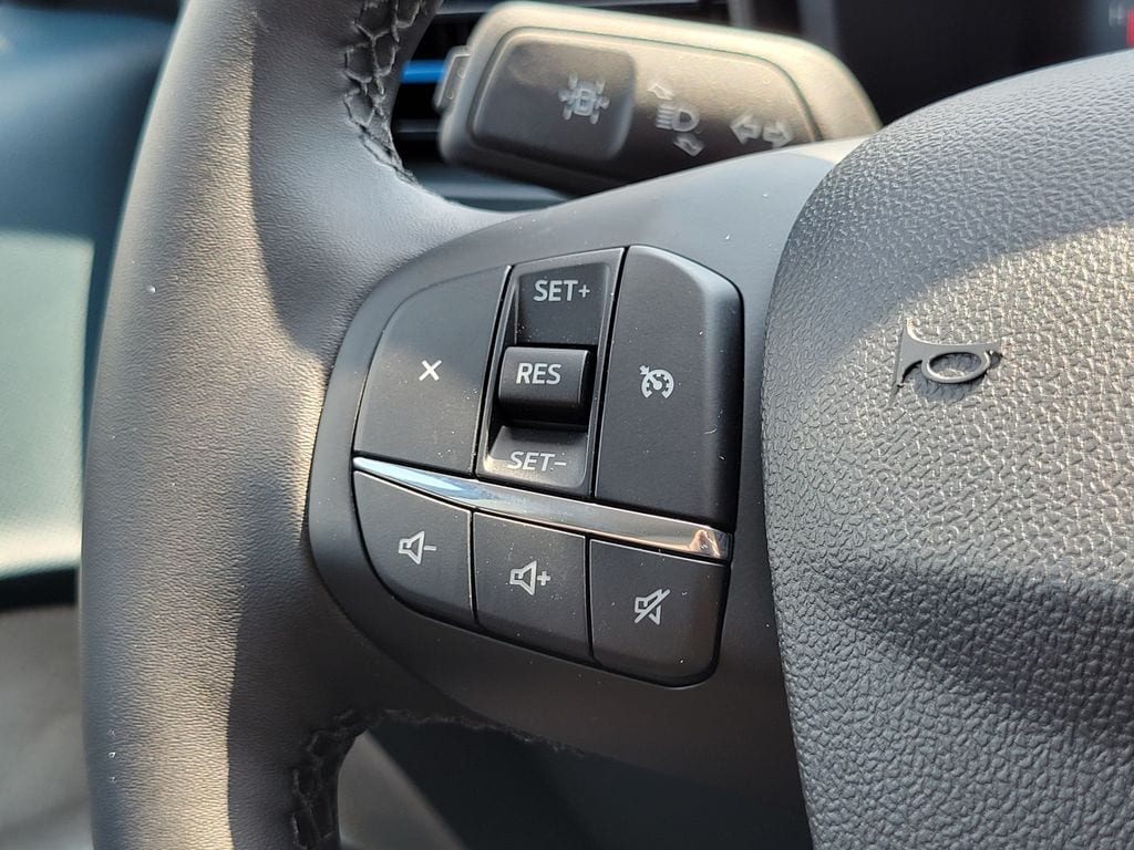 2026 Ford Maverick XLT - Photo 13