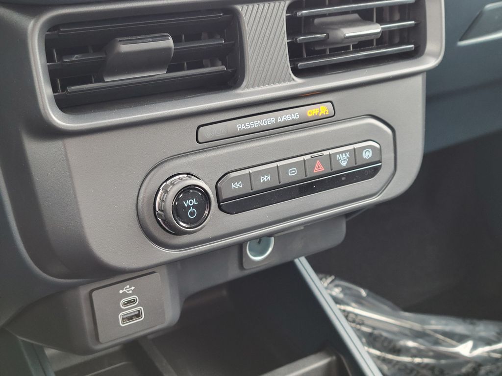 2026 Ford Maverick XL - Photo 19