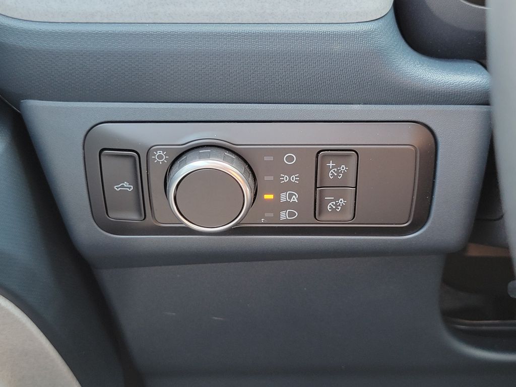 2026 Ford Maverick XLT - Photo 12