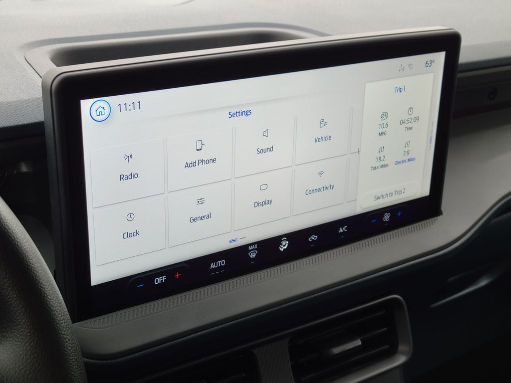 2026 Ford Maverick XL - Photo 17
