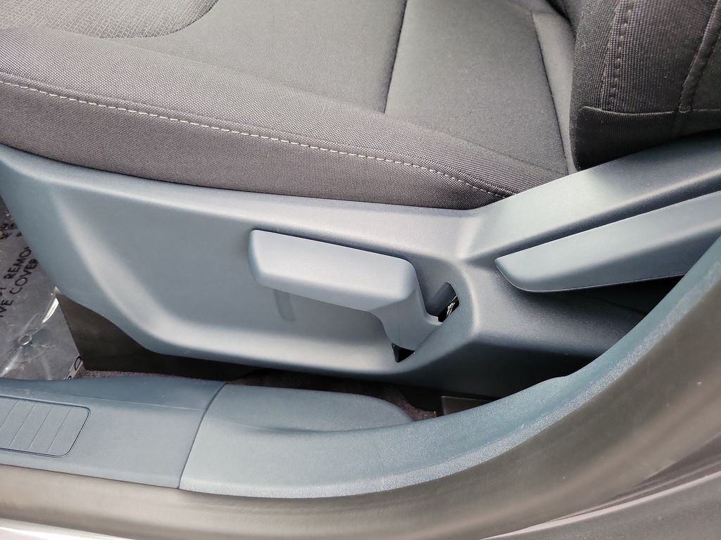 2026 Ford Maverick XL - Photo 9