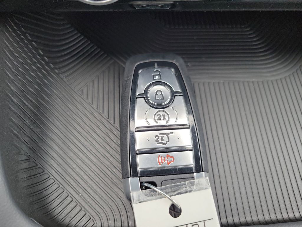 2026 Ford Explorer Active - Photo 21