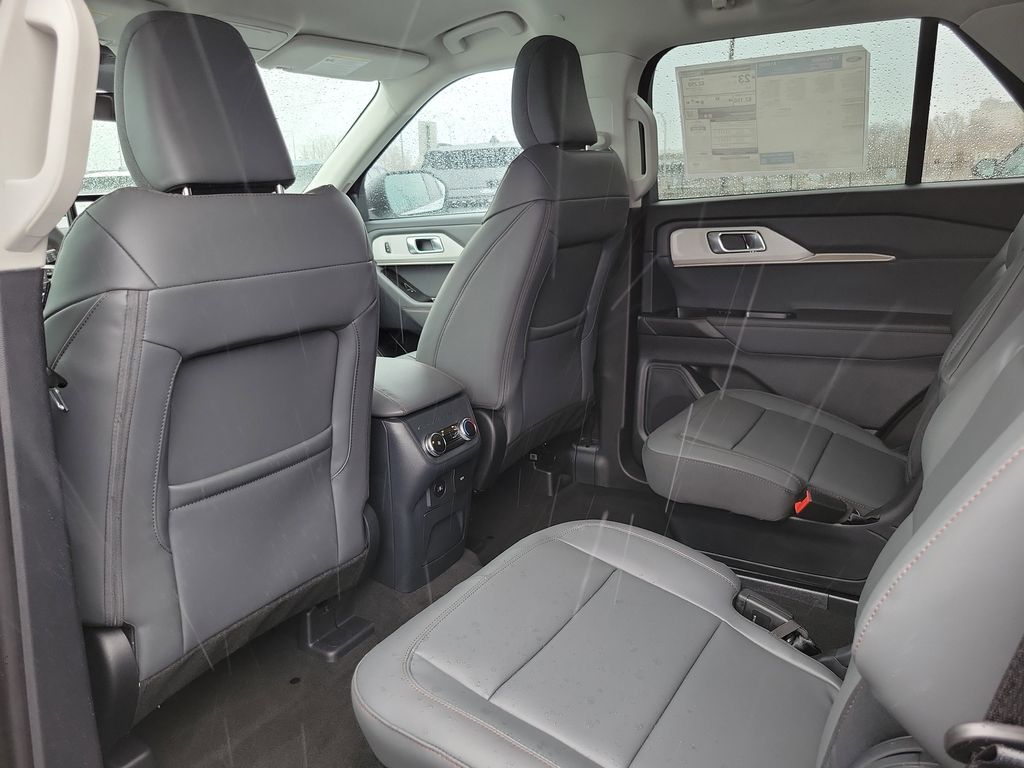 2026 Ford Explorer Active - Photo 23