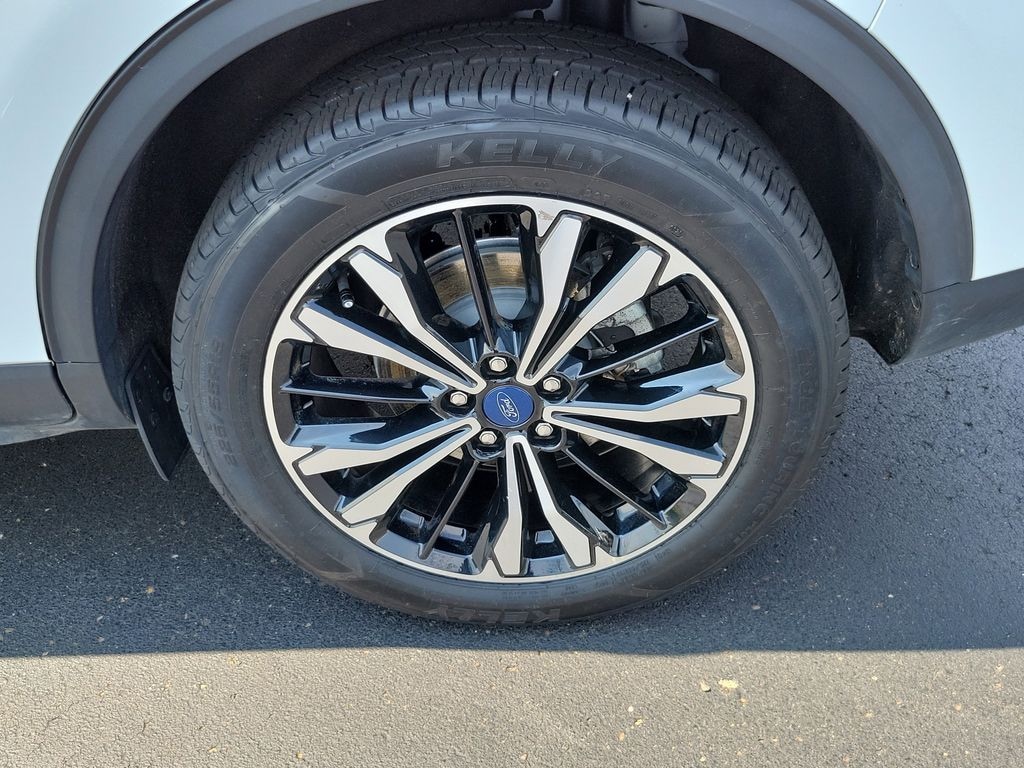 Used 2022 Ford Escape SE Sport Utility