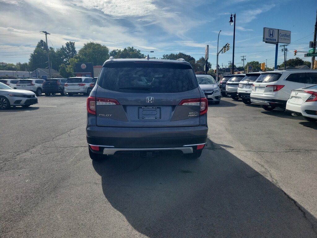 Used 2021 Honda Pilot Touring 8 Passenger AWD SUV