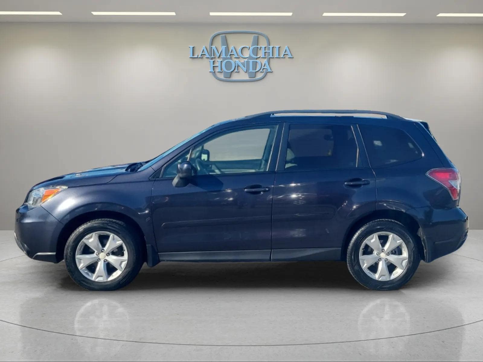 Used 2015 Subaru Forester i Premium with VIN JF2SJAFC2FH592803 for sale in Syracuse, NY