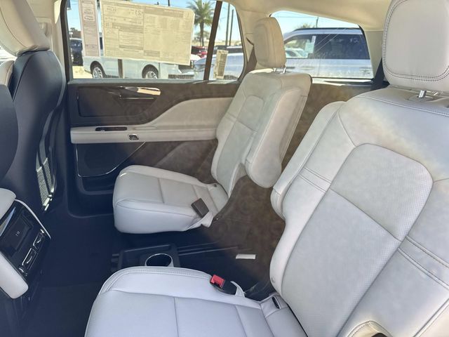 2026 Lincoln Aviator Premiere - Photo 6