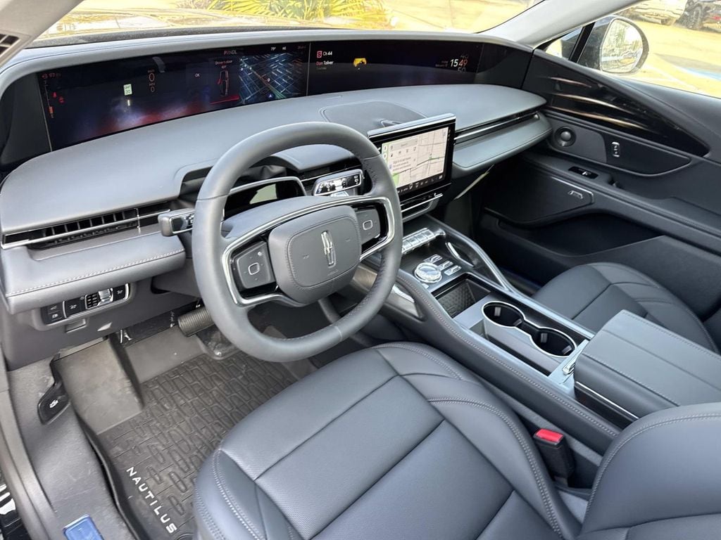 2026 Lincoln Nautilus Premiere - Photo 8