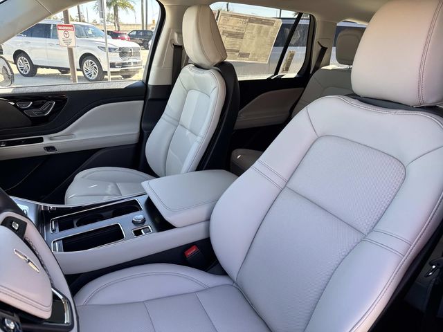 2026 Lincoln Aviator Premiere - Photo 7