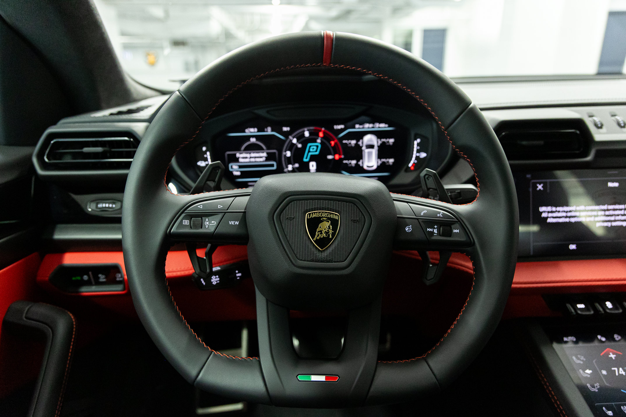 2026 Lamborghini Urus SE - Photo 39