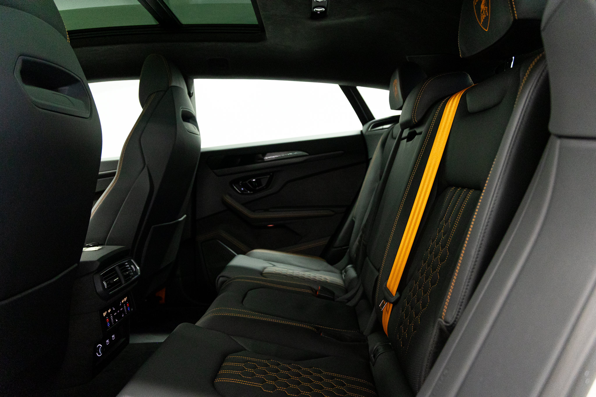 2026 Lamborghini Urus SE - Photo 51