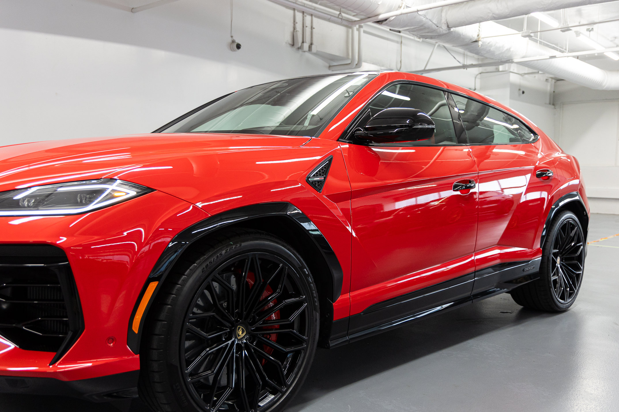 2026 Lamborghini Urus SE - Photo 18