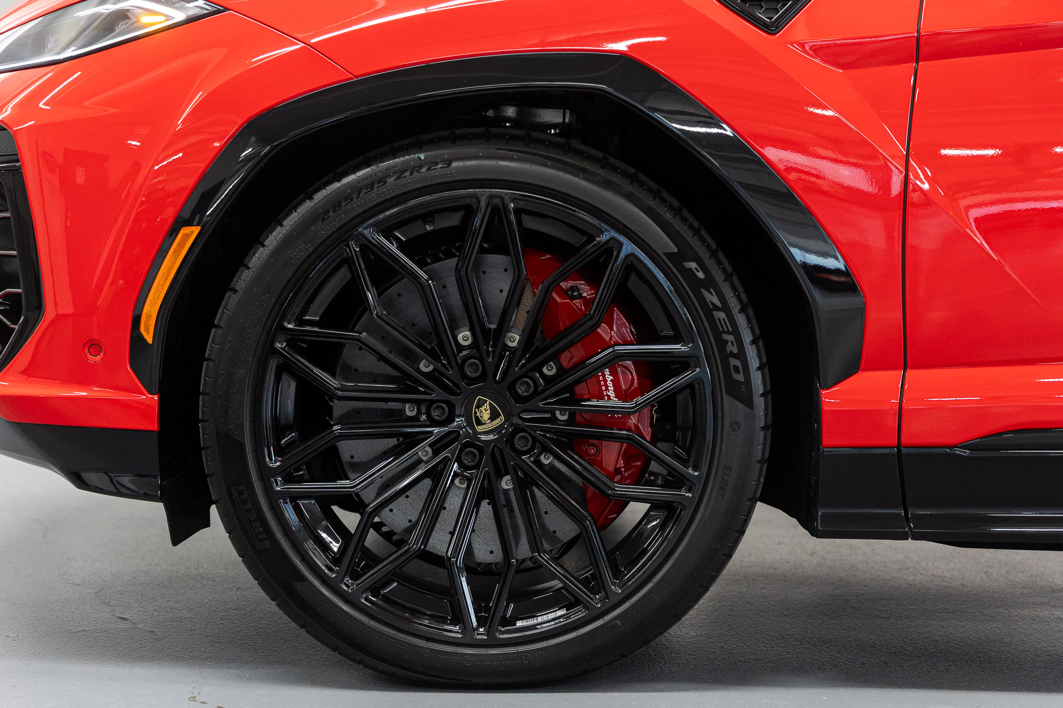 2026 Lamborghini Urus SE - Photo 21