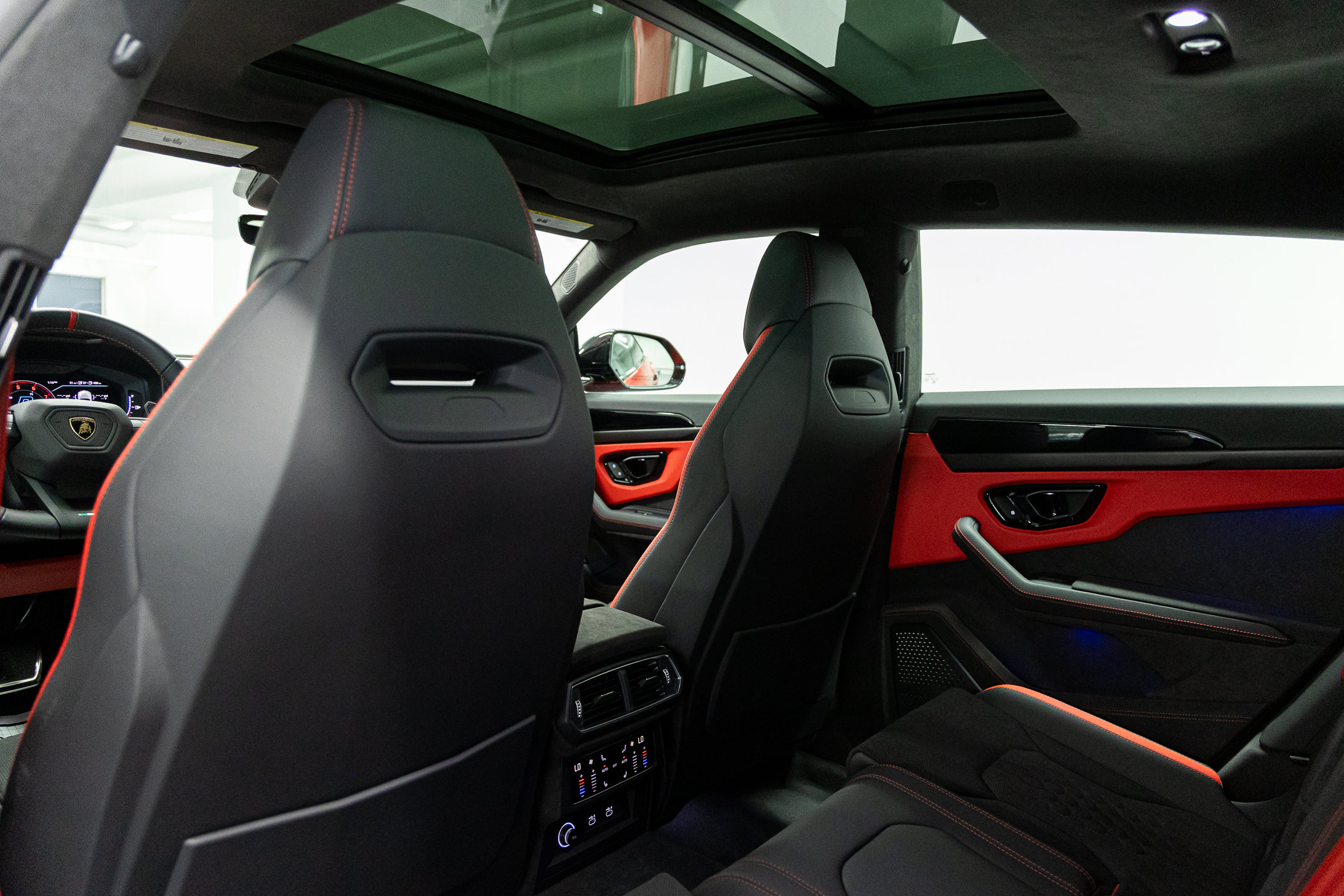 2026 Lamborghini Urus SE - Photo 53