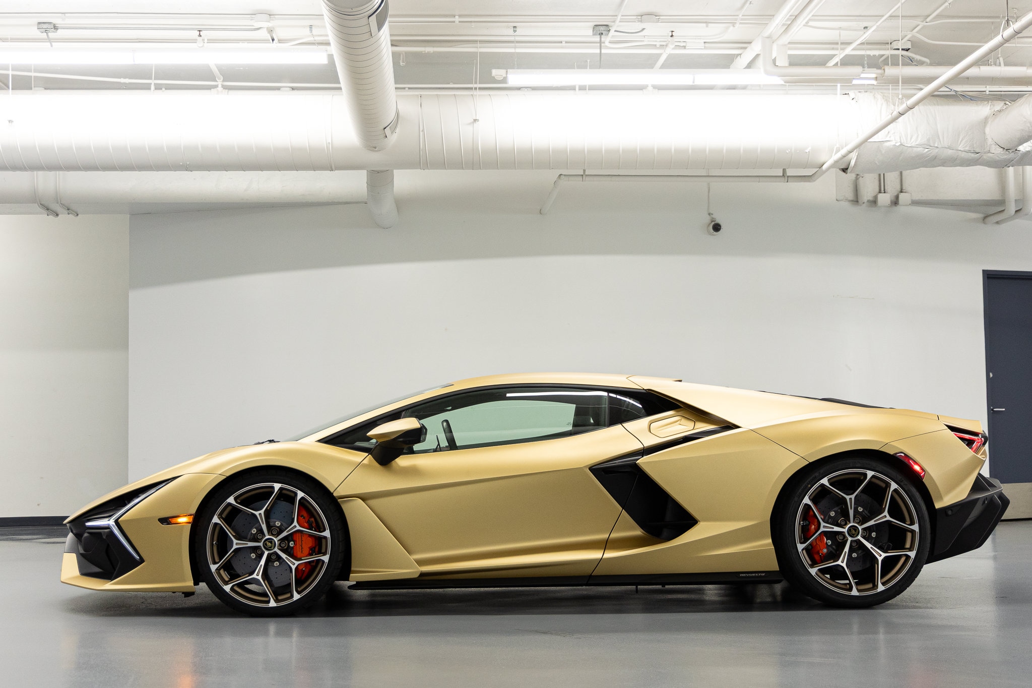 2026 Lamborghini Revuelto Base - Photo 3