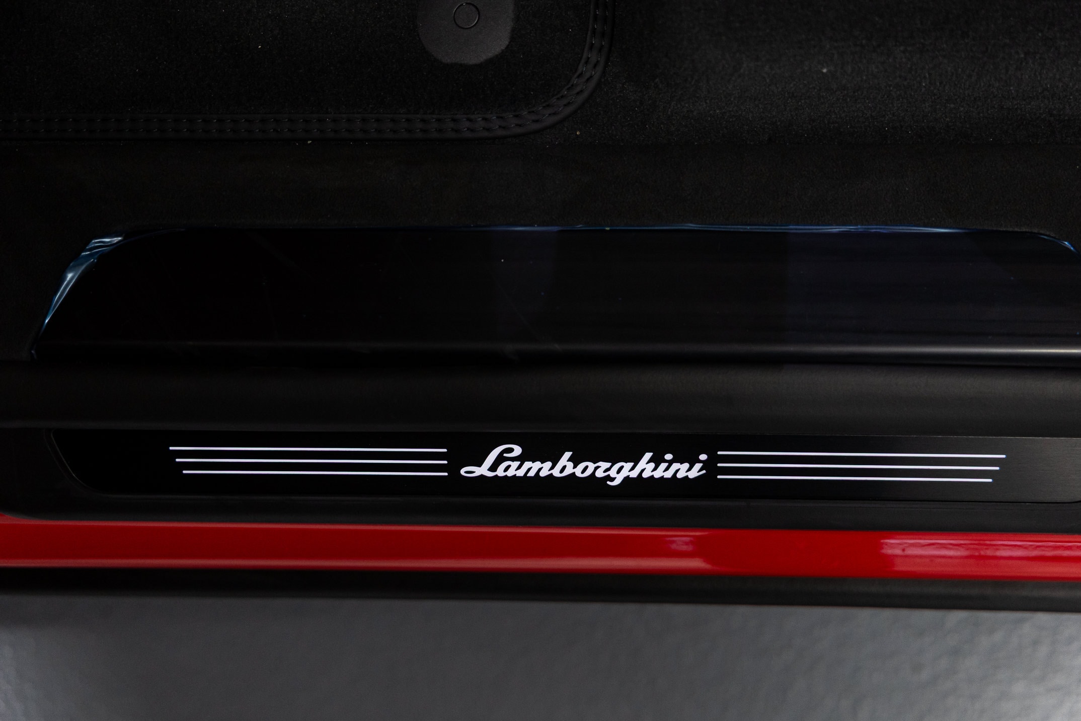 2026 Lamborghini Urus SE - Photo 55