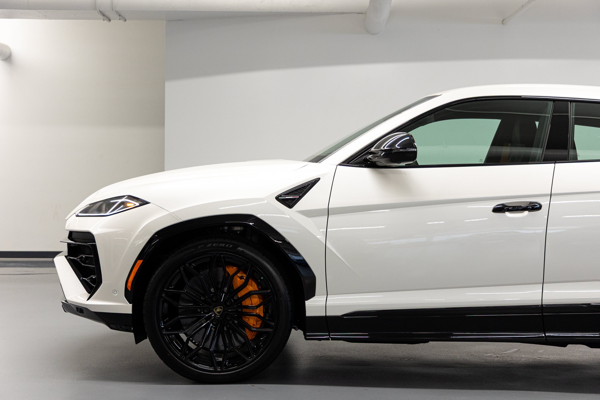 2026 Lamborghini Urus SE - Photo 18