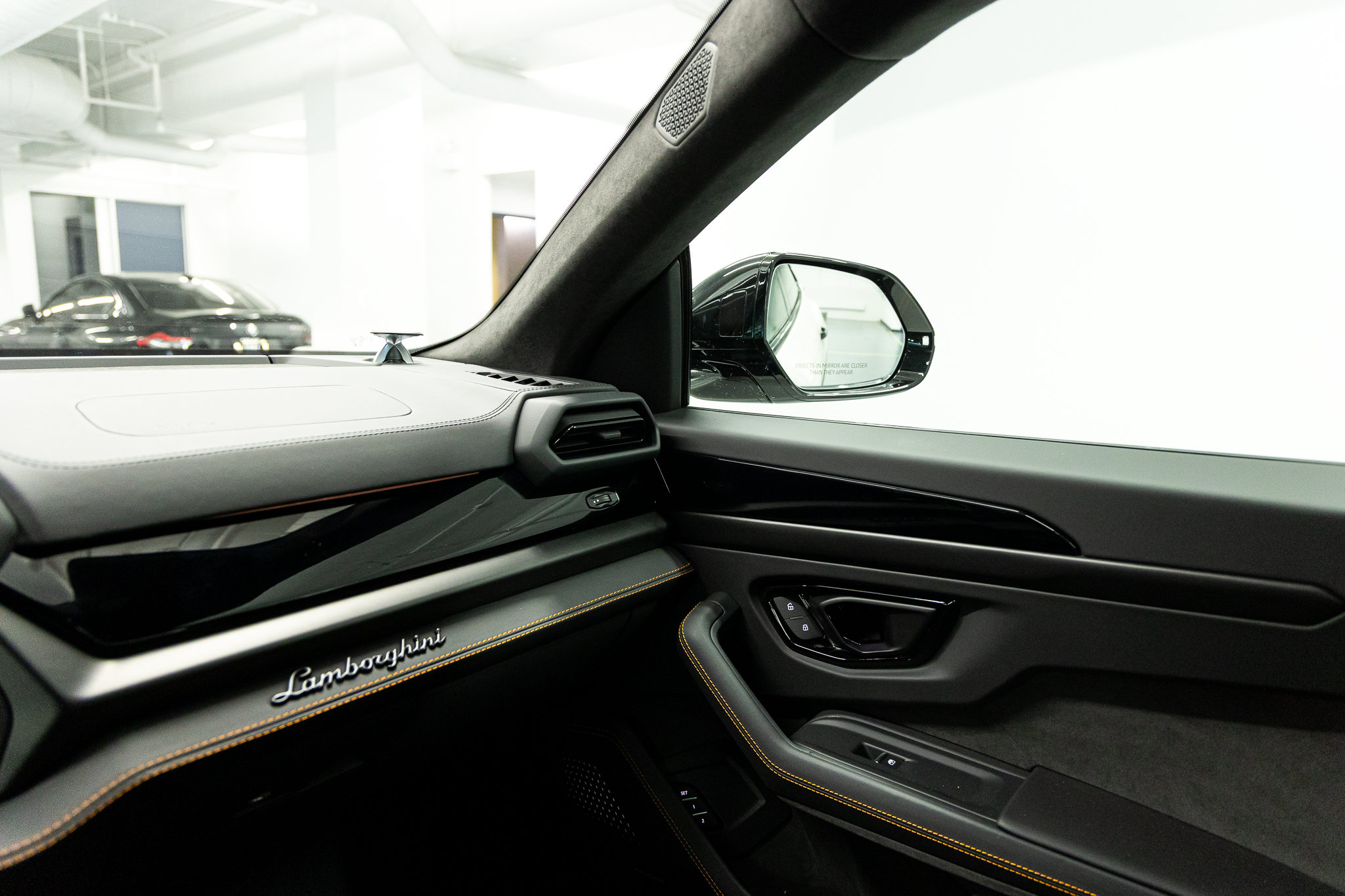 2026 Lamborghini Urus SE - Photo 45