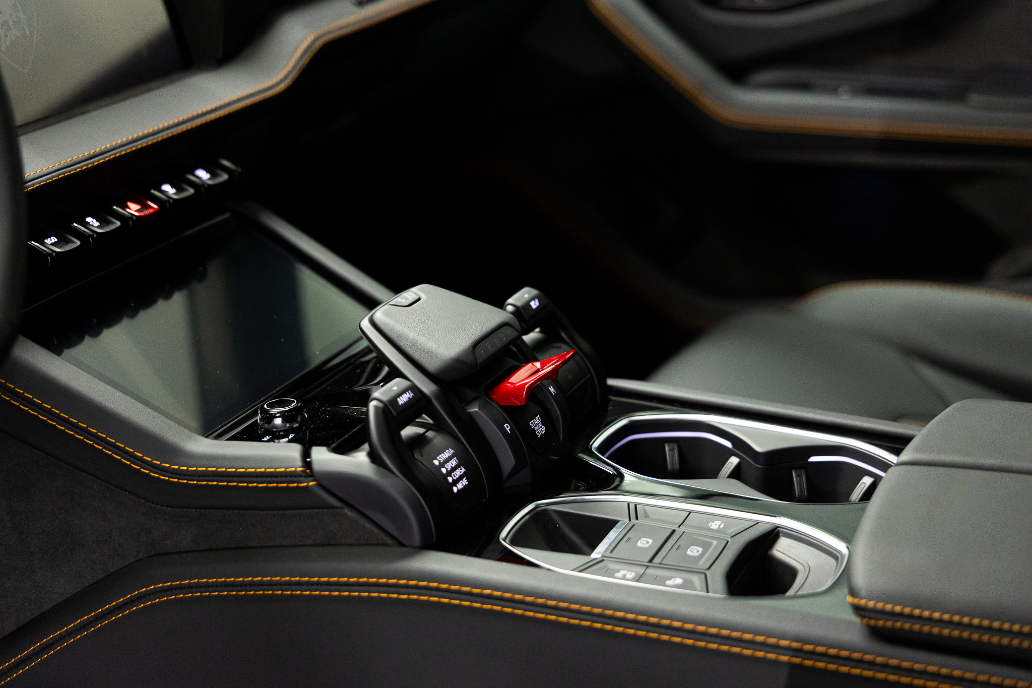 2026 Lamborghini Urus SE - Photo 40