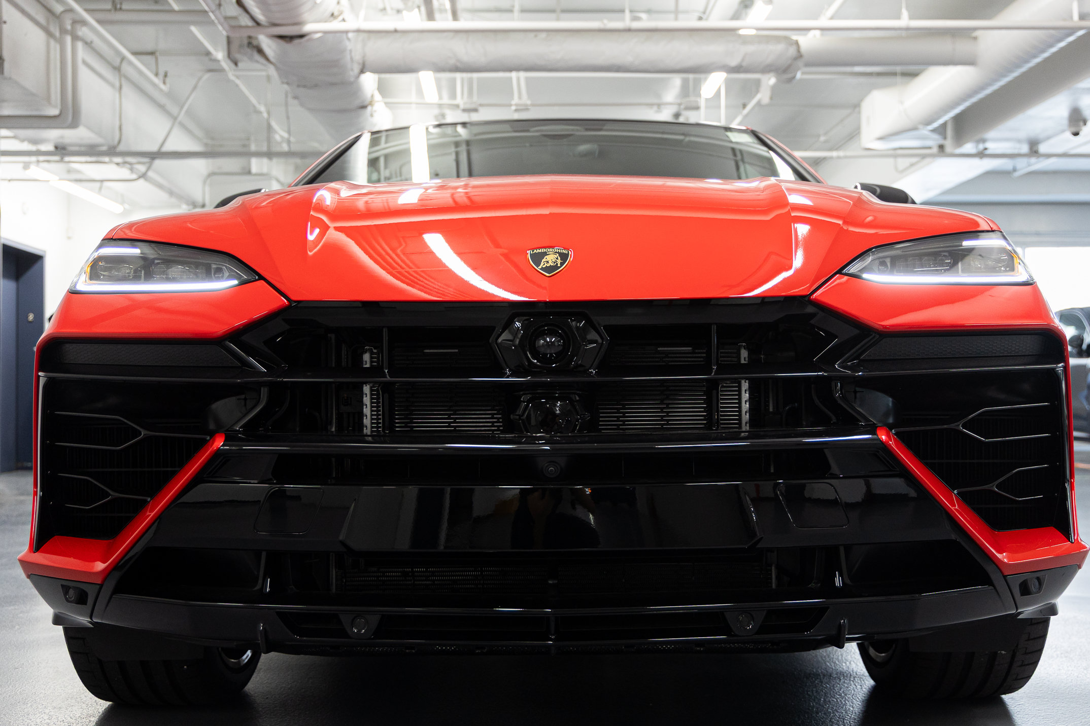 2026 Lamborghini Urus SE - Photo 16