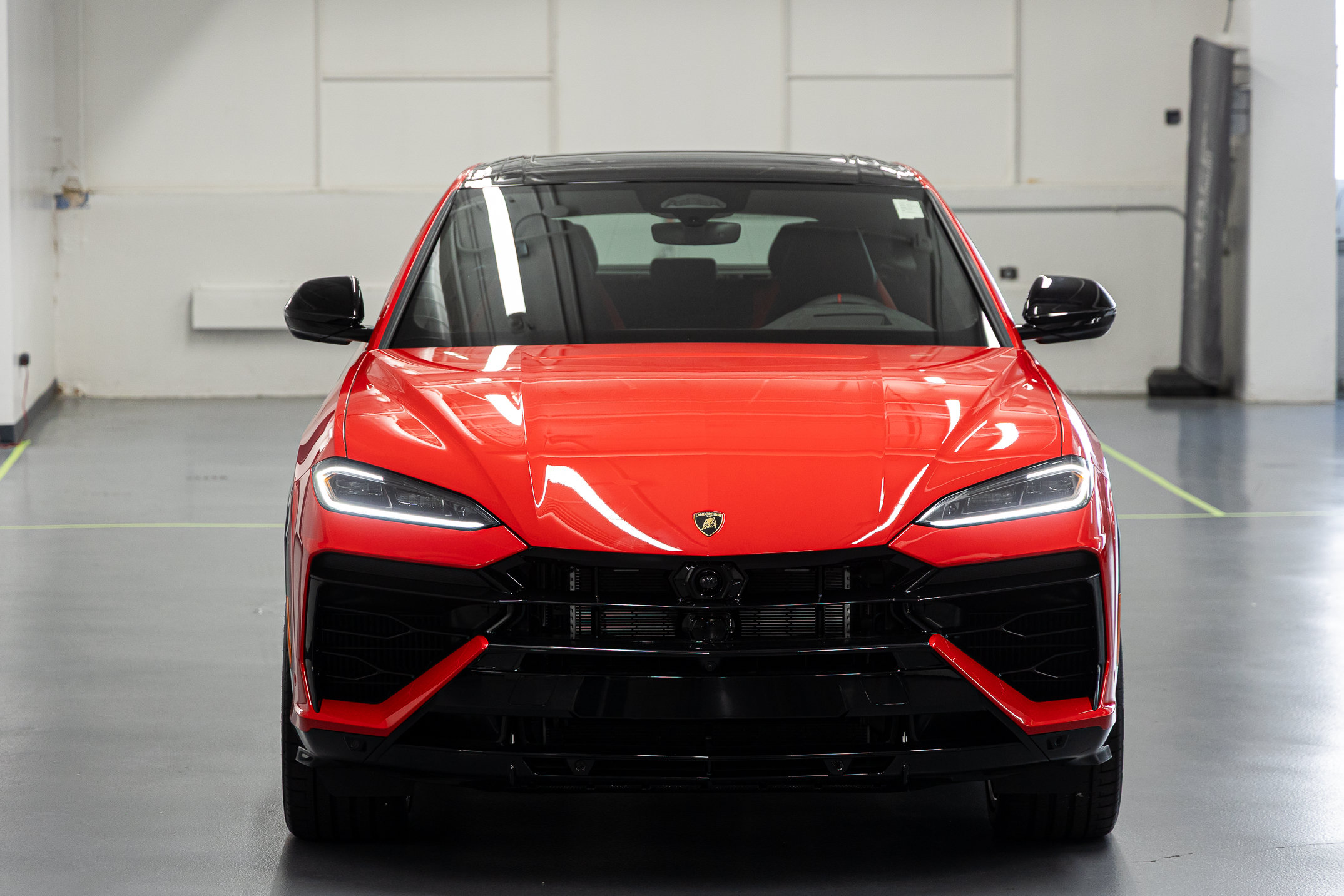 2026 Lamborghini Urus SE - Photo 10