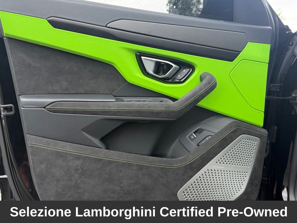 2024 Lamborghini Urus S - Photo 20