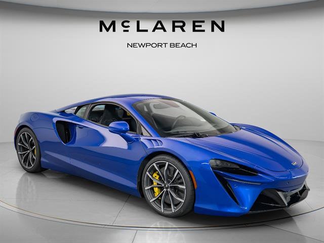 2024 McLaren Artura Base